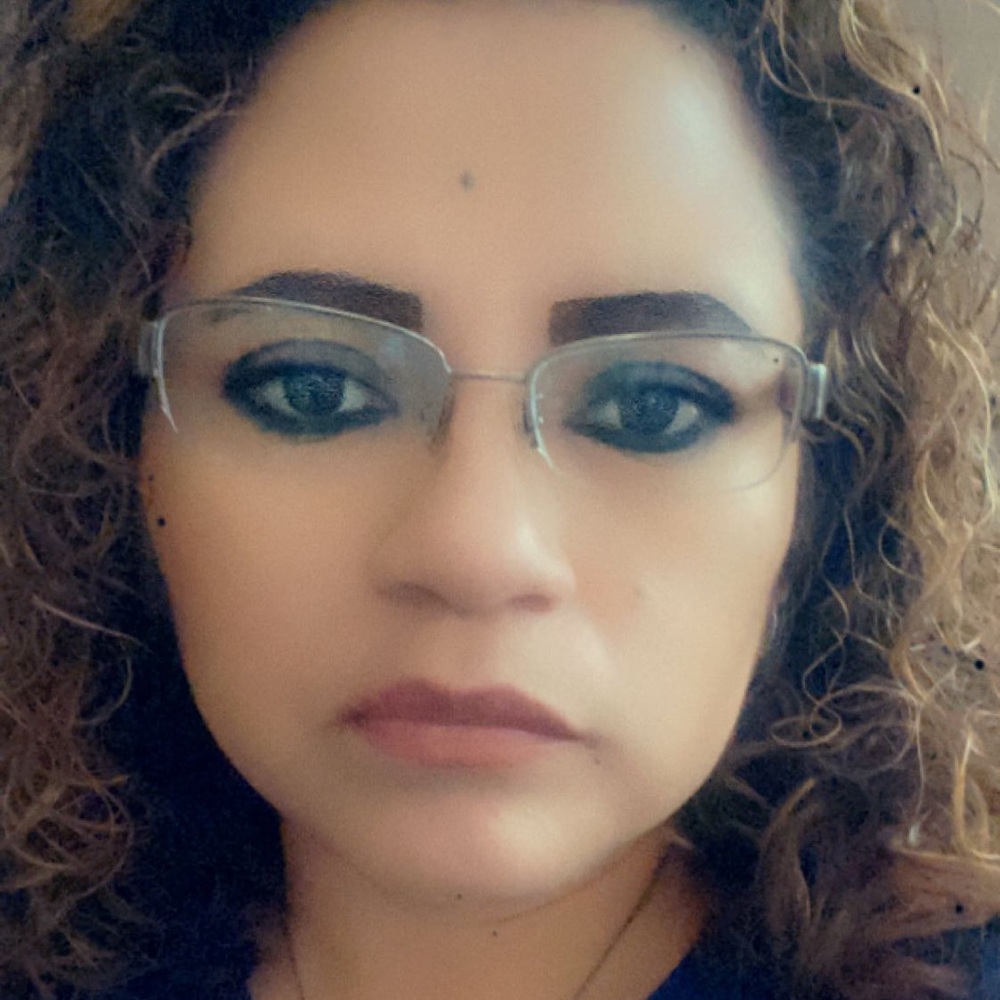 Meet your Posher, Juana